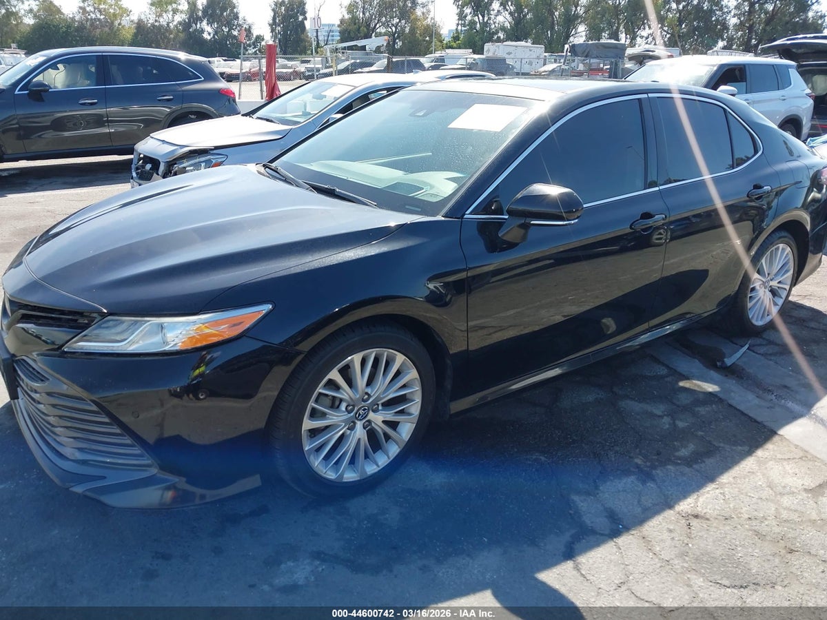 2018 TOYOTA CAMRY XLE V6 — снимка 2