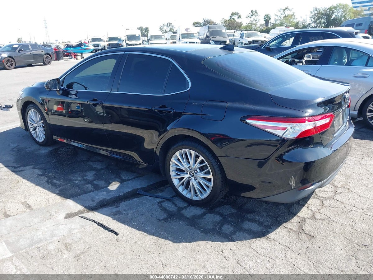 2018 TOYOTA CAMRY XLE V6 — снимка 3