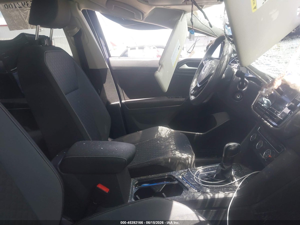 2021 VOLKSWAGEN TIGUAN 2.0T S — снимка 5