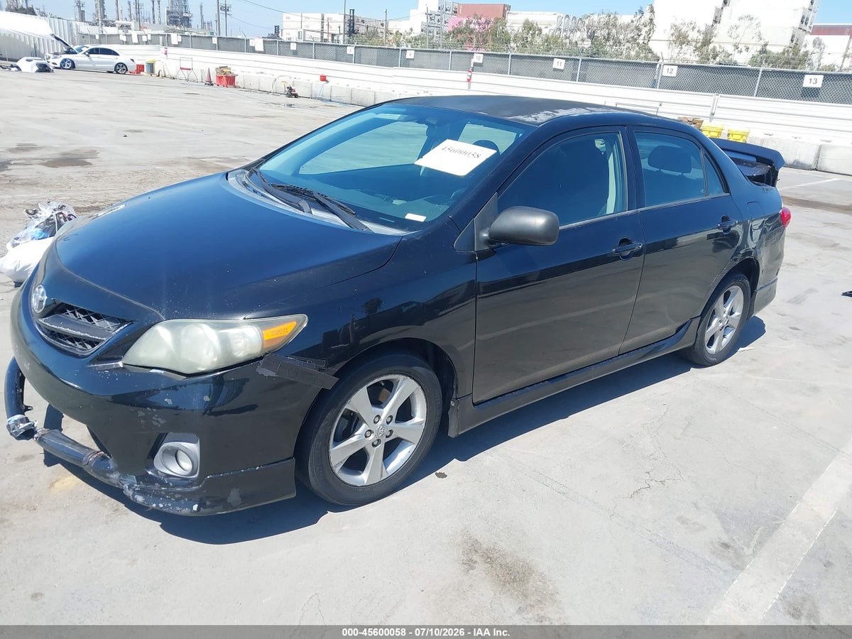 2011 TOYOTA COROLLA S — снимка 2
