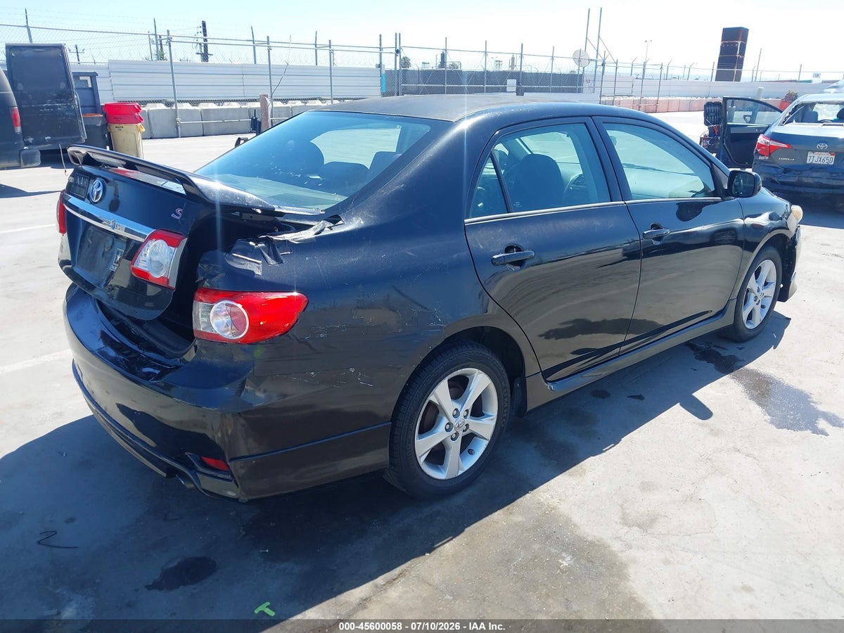 2011 TOYOTA COROLLA S — снимка 4