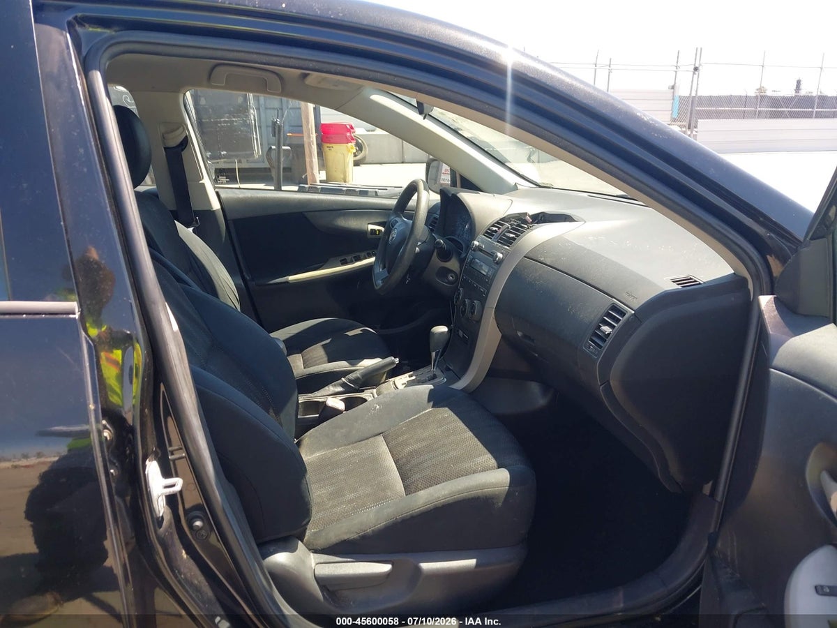 2011 TOYOTA COROLLA S — снимка 5