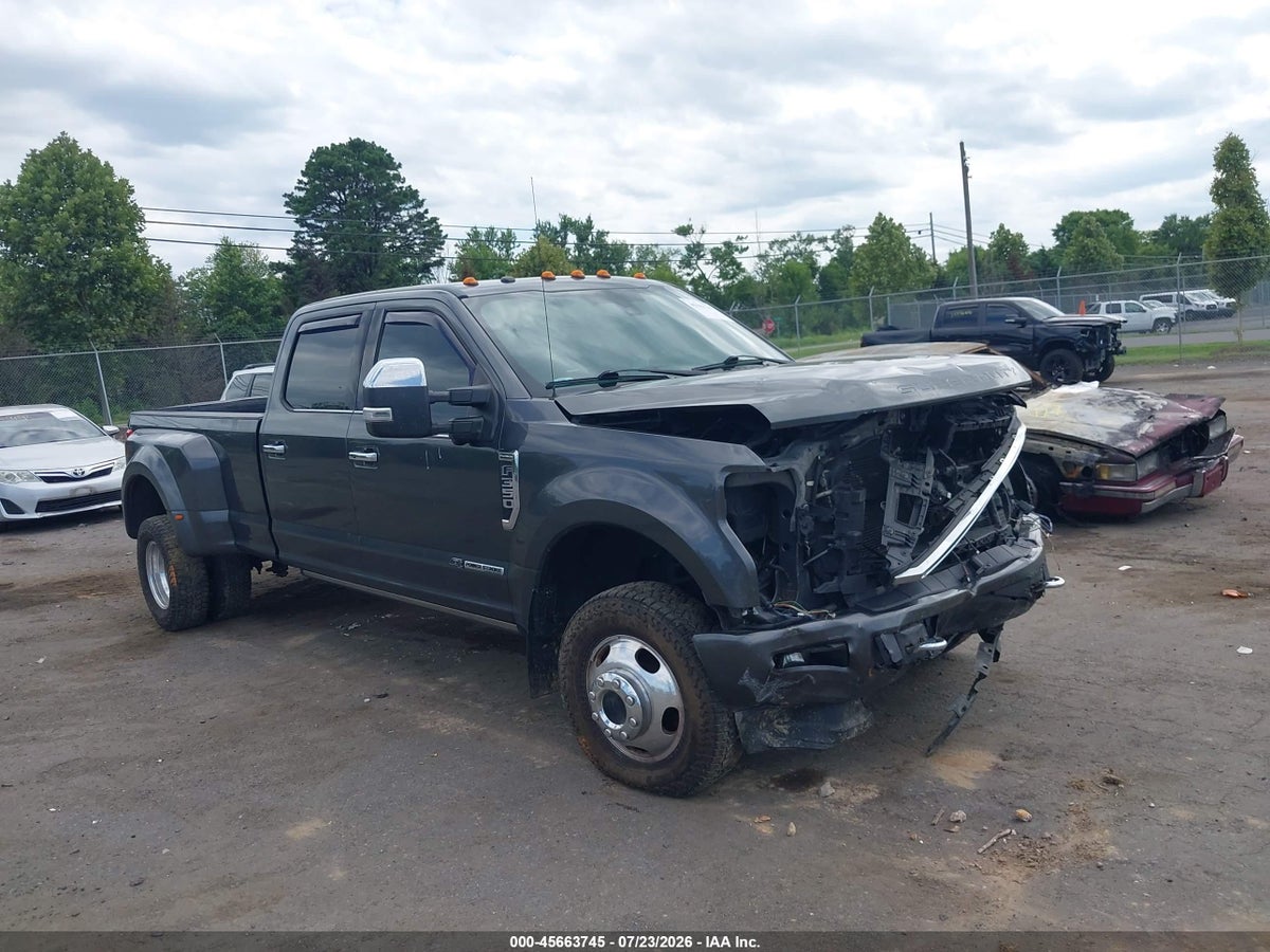 2018 FORD F-350 PLATINUM