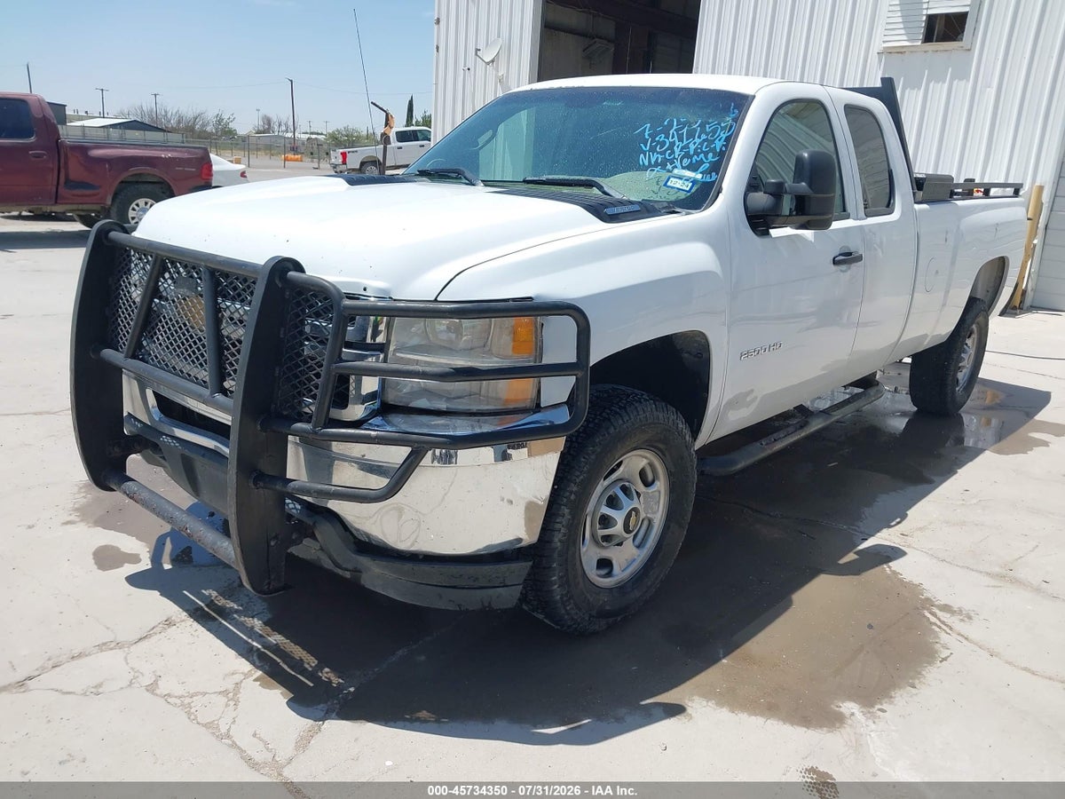 2013 CHEVROLET SILVERADO 2500HD WORK TRUCK — снимка 2