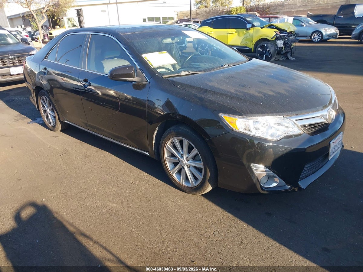 2012 TOYOTA CAMRY XLE