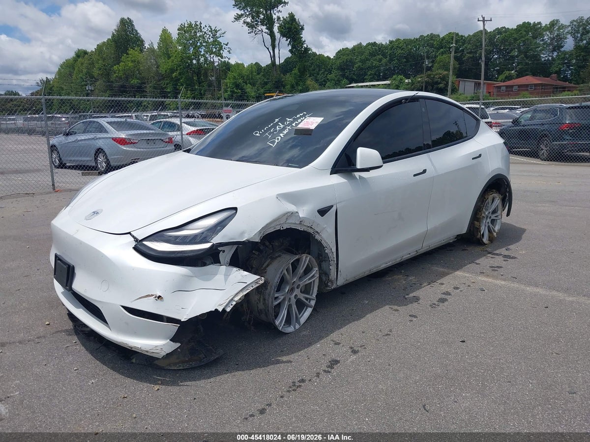 2021 TESLA MODEL Y LONG RANGE DUAL MOTOR ALL-WHEEL DRIVE — снимка 2
