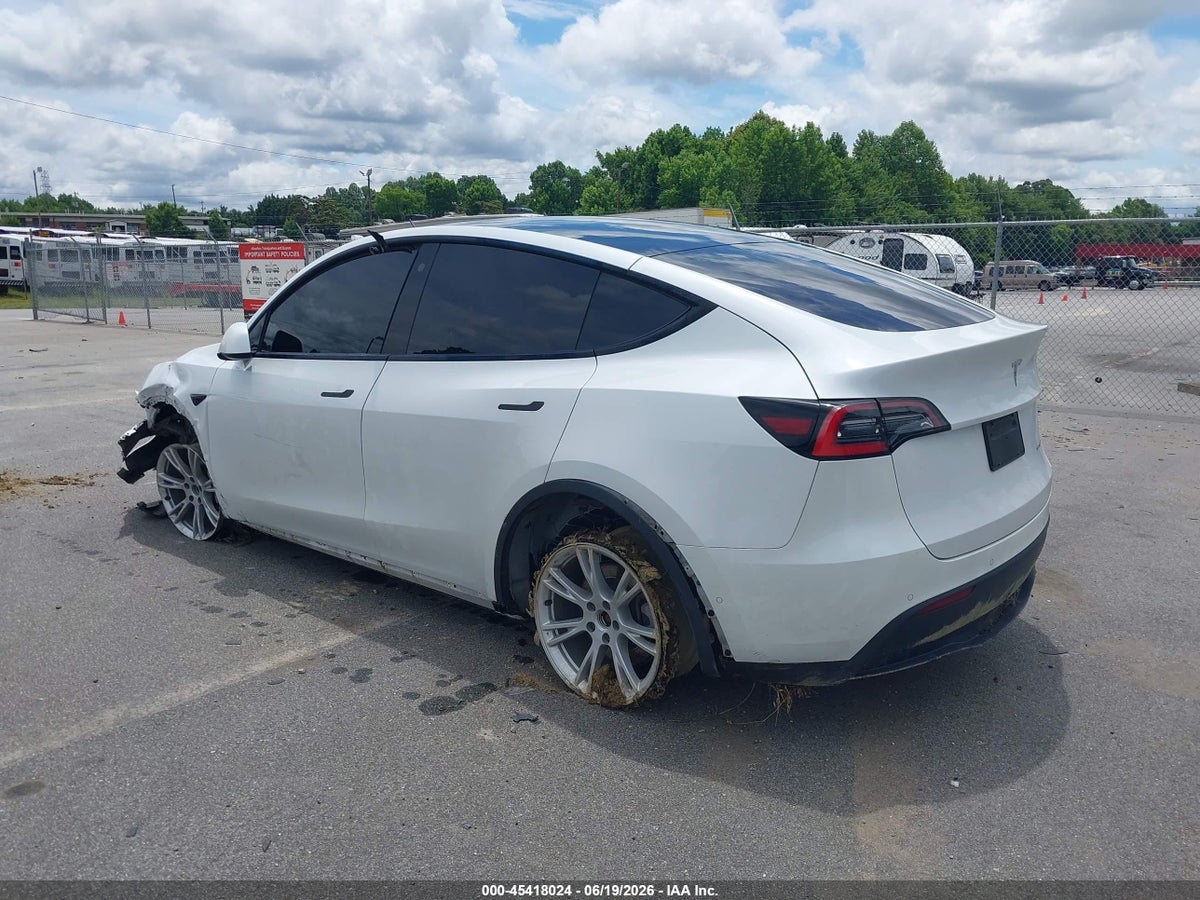 2021 TESLA MODEL Y LONG RANGE DUAL MOTOR ALL-WHEEL DRIVE — снимка 3