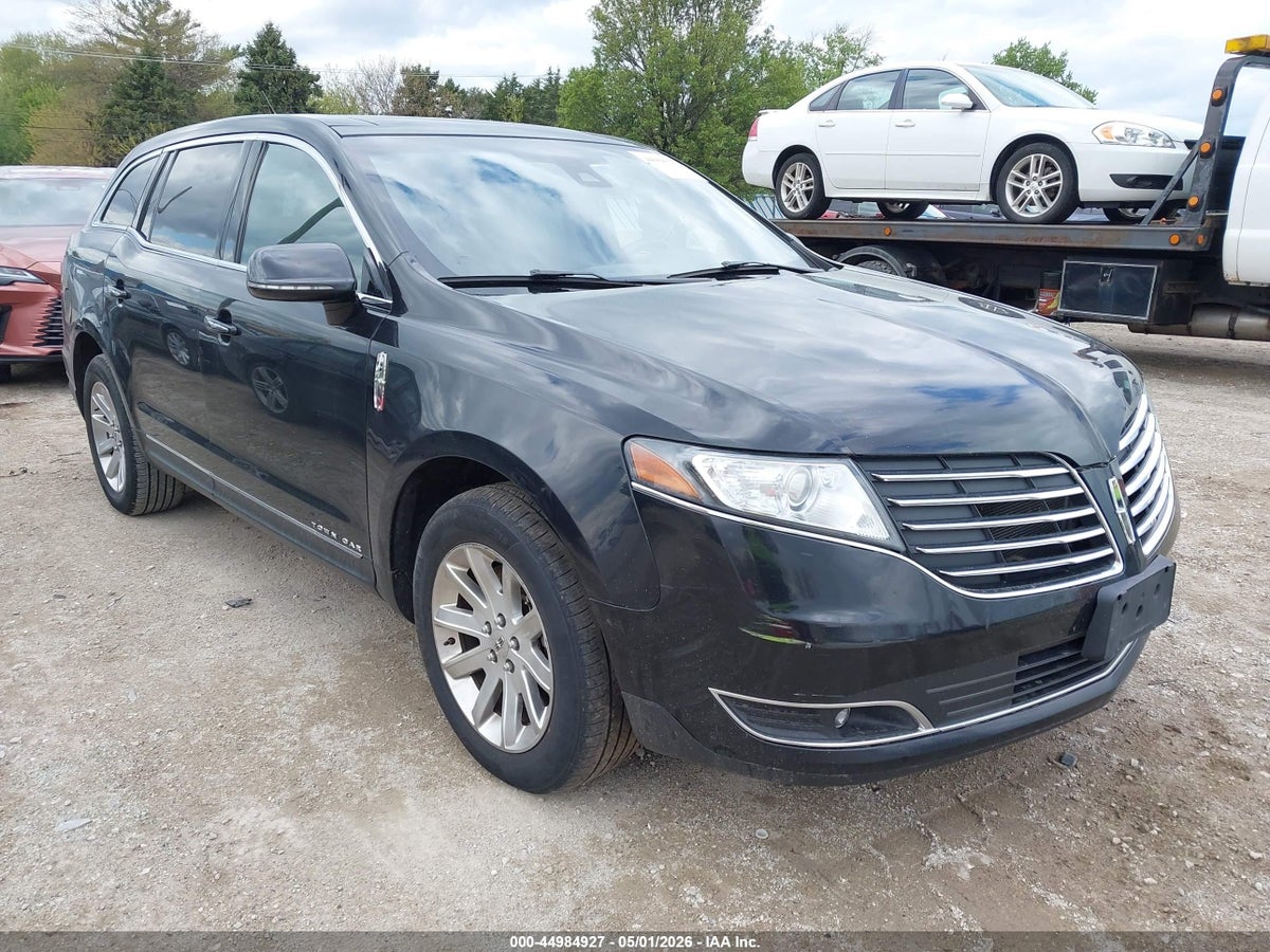 2019 LINCOLN MKT LIVERY