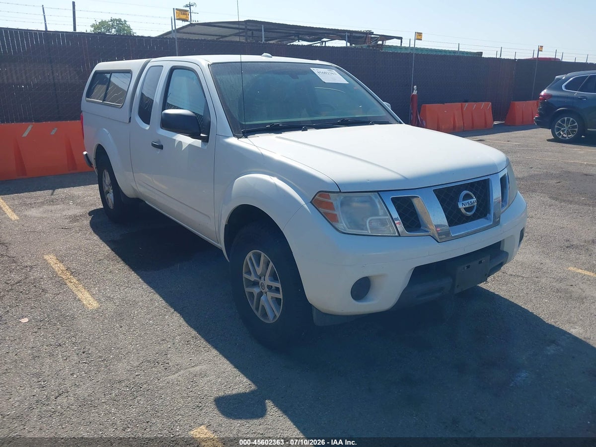 2016 NISSAN FRONTIER SV