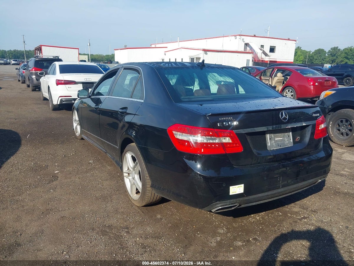 2011 MERCEDES-BENZ E 550 4MATIC — снимка 3