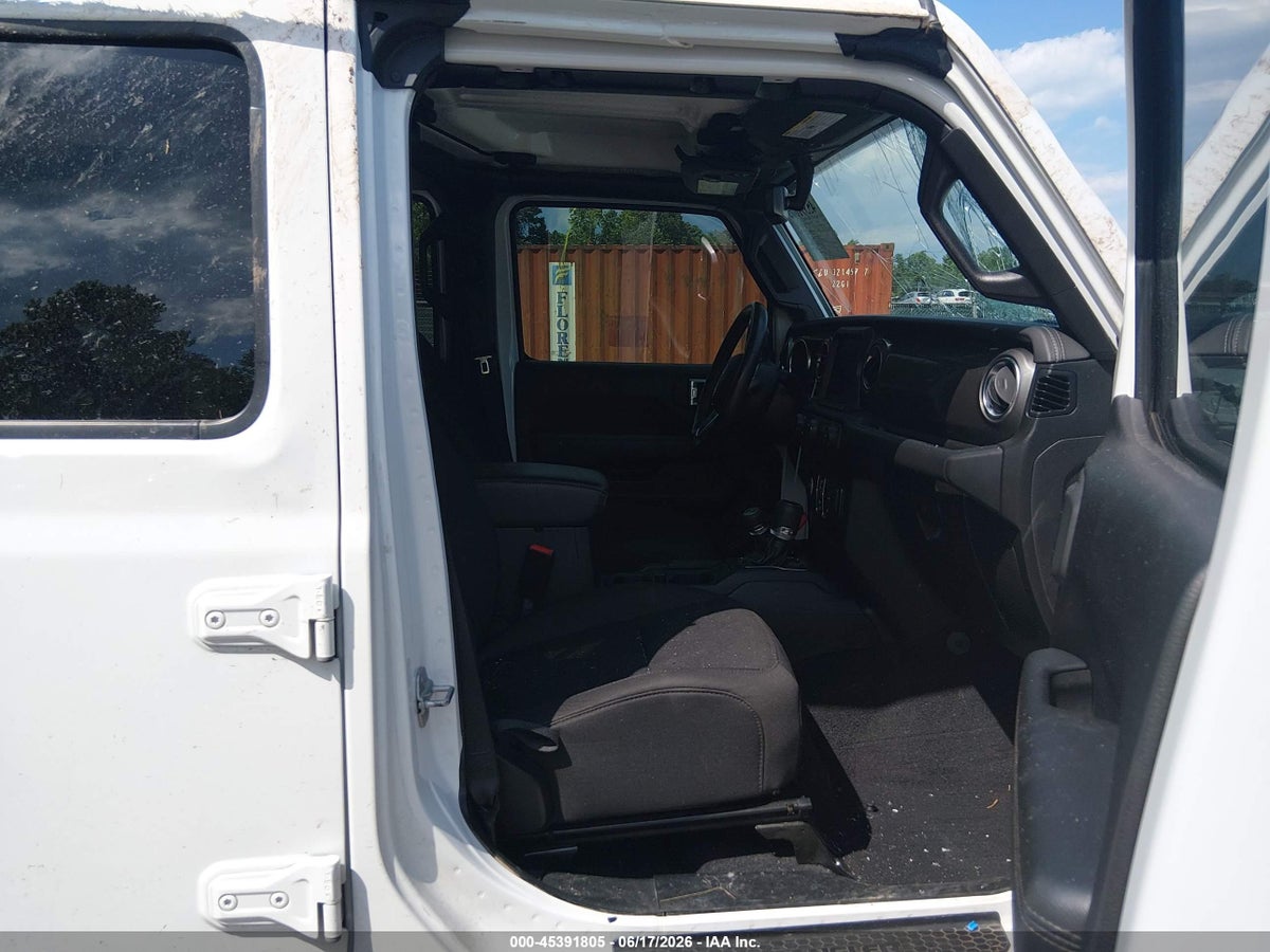 2020 JEEP WRANGLER UNLIMITED SAHARA 4X4 — снимка 5