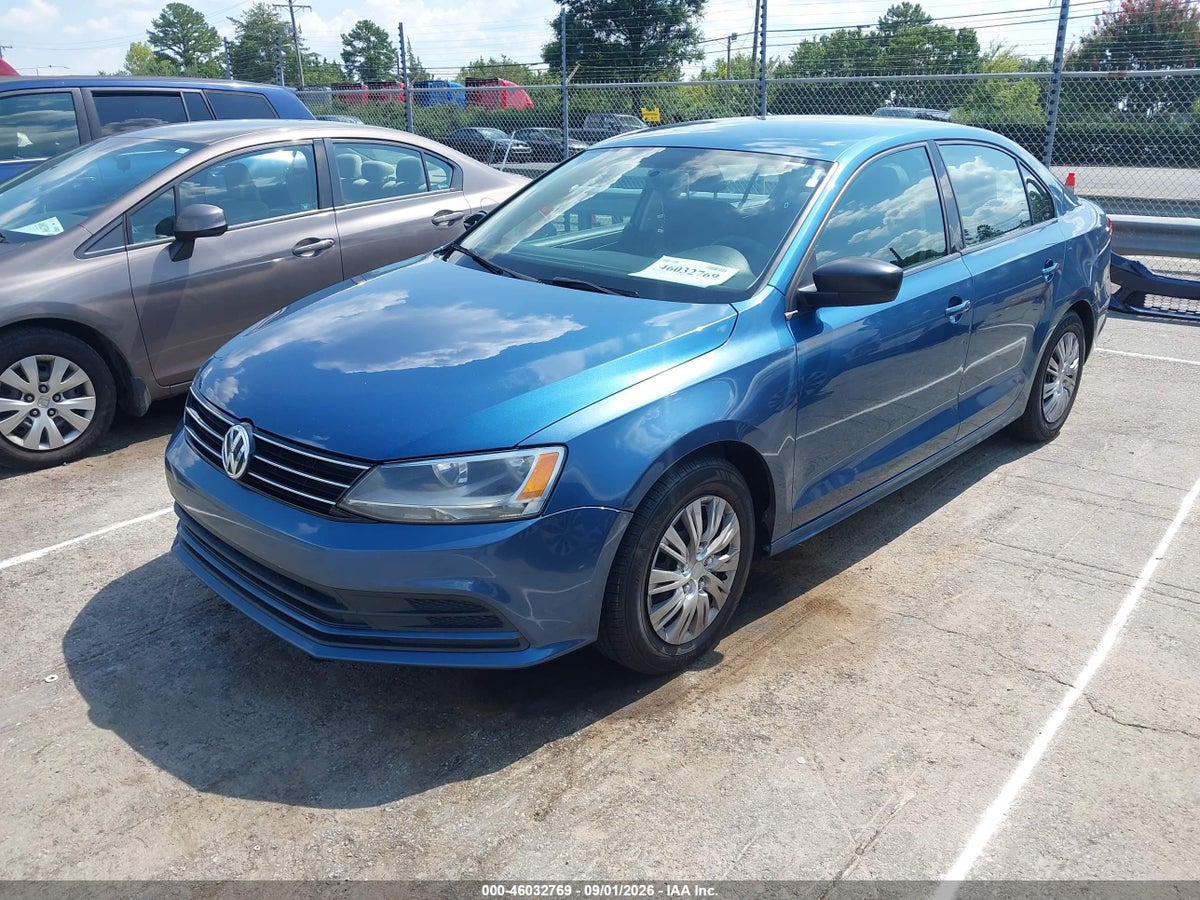 2015 VOLKSWAGEN JETTA 2.0L S — снимка 2