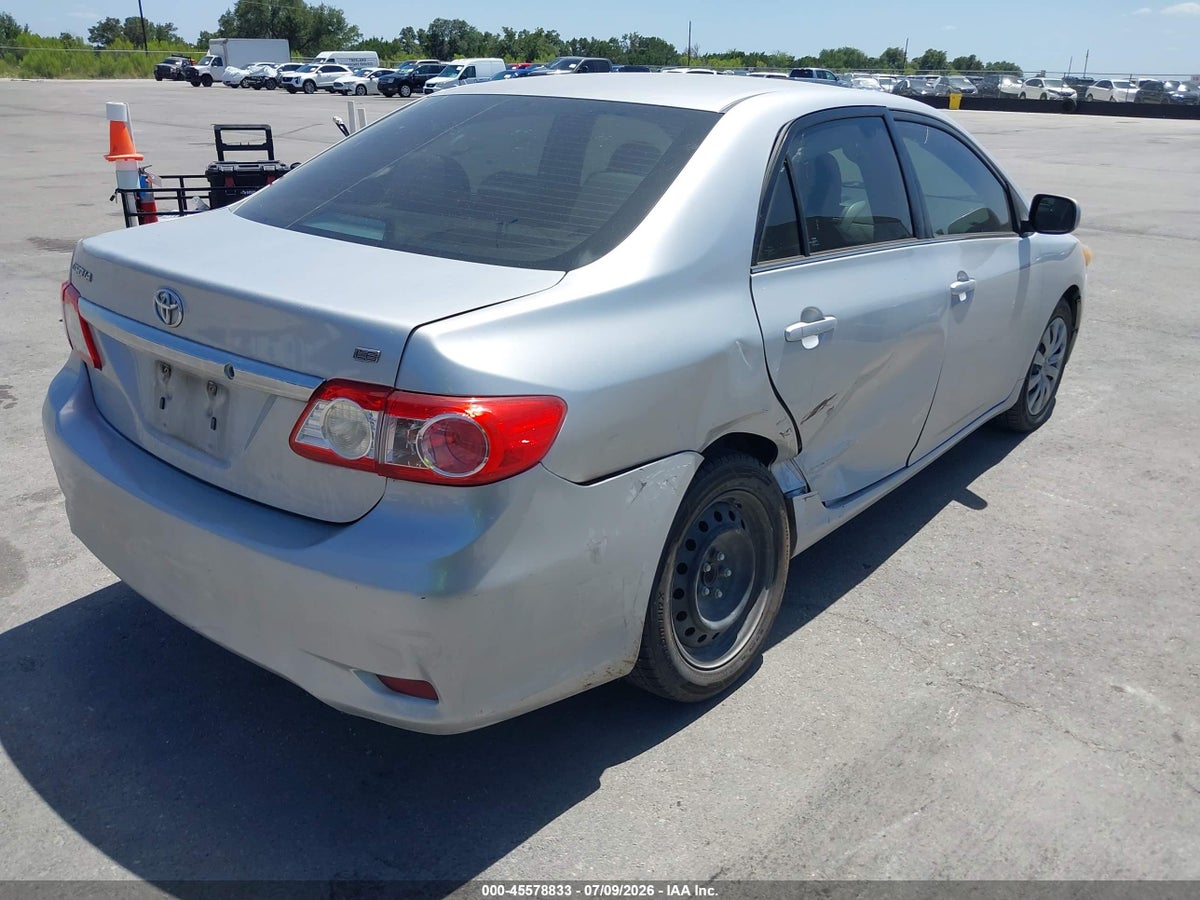 2013 TOYOTA COROLLA LE — снимка 4
