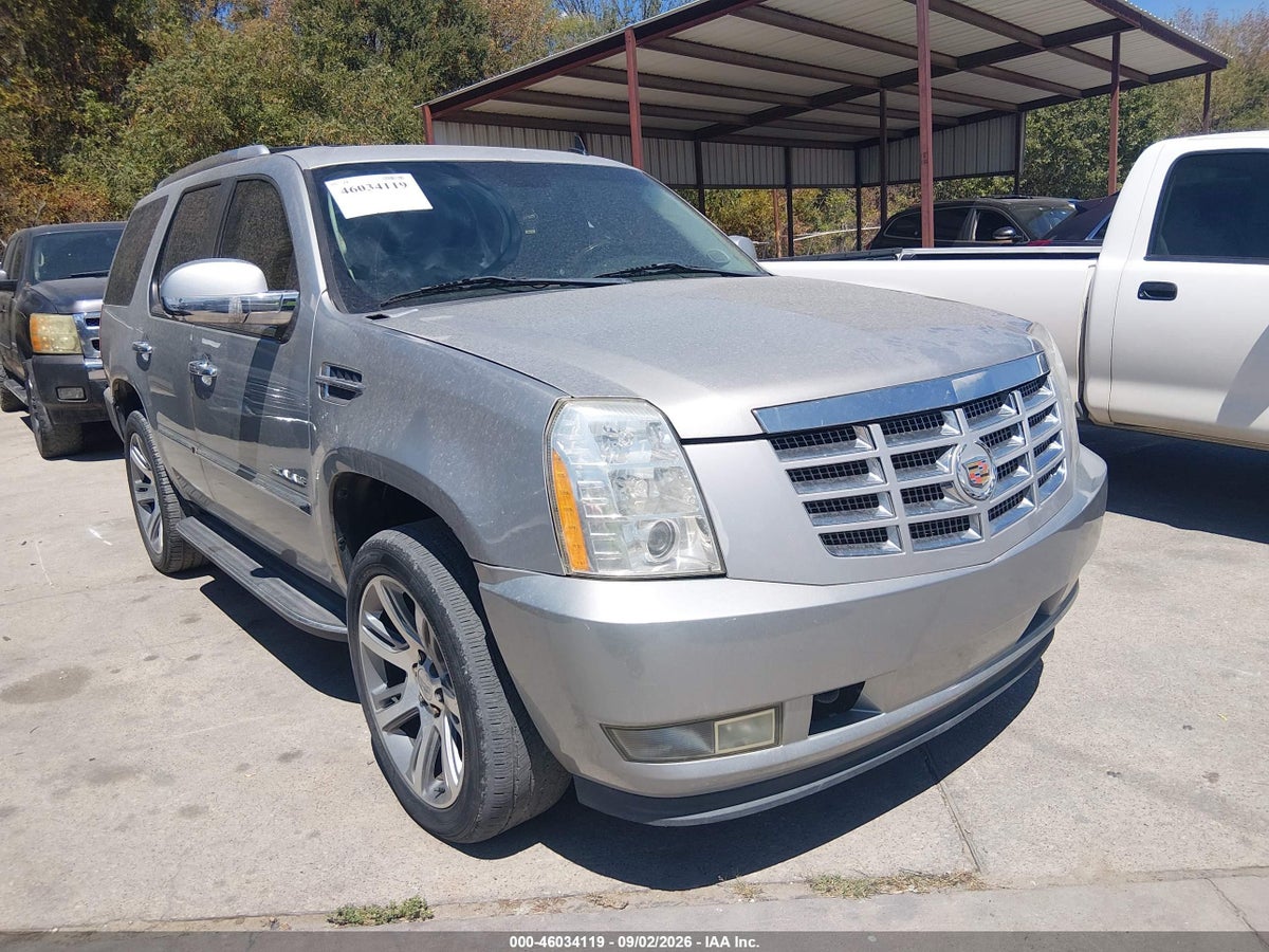 2011 CADILLAC ESCALADE STANDARD