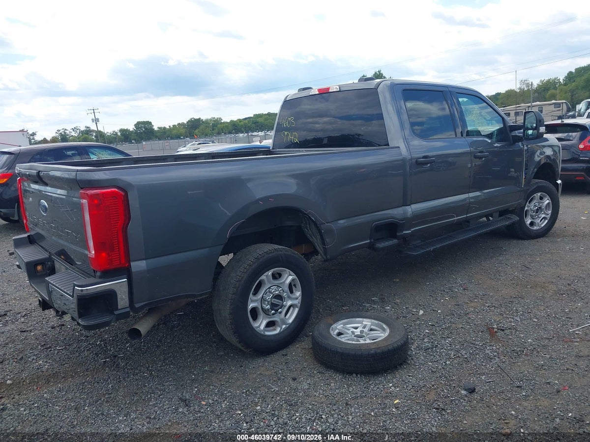 2026 FORD F-250 XLT — снимка 4