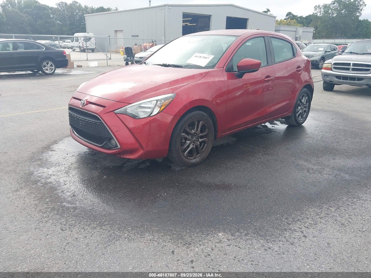 2020 TOYOTA YARIS LE — photo 2