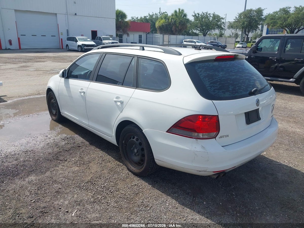 2013 VOLKSWAGEN JETTA SPORTWAGEN 2.5L S — снимка 3