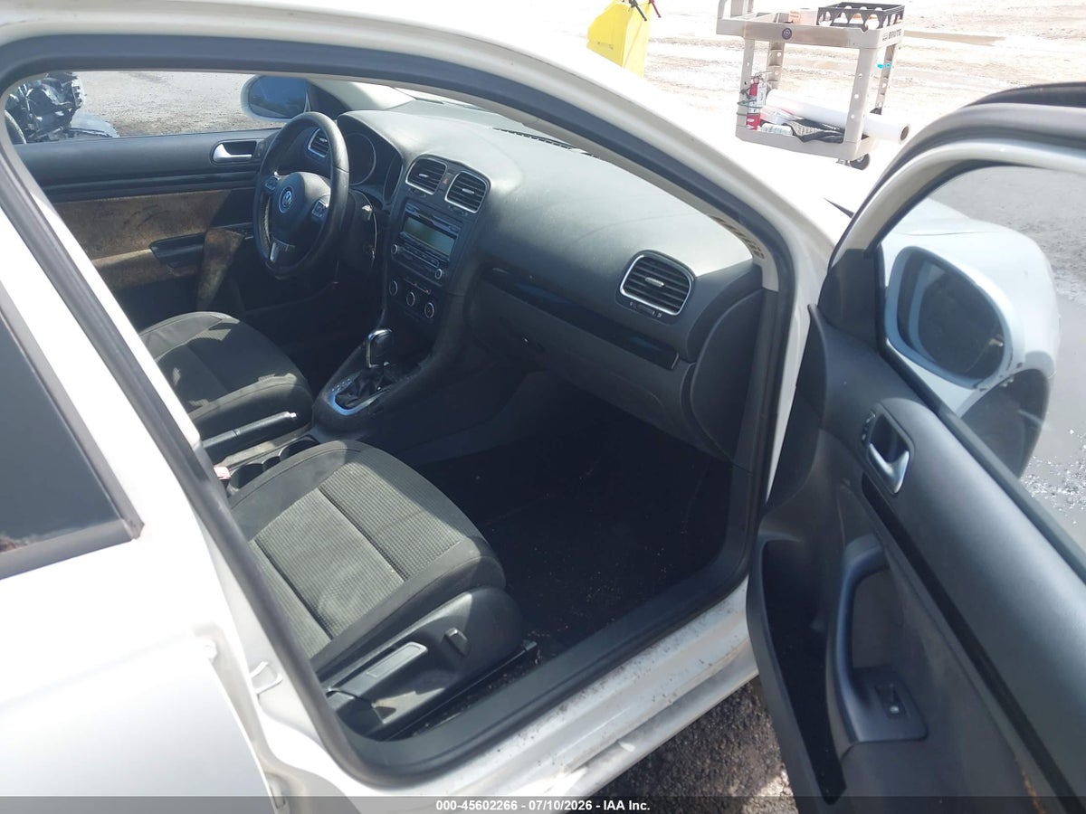 2013 VOLKSWAGEN JETTA SPORTWAGEN 2.5L S — снимка 5