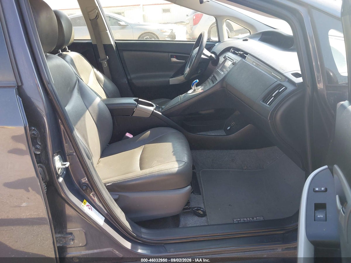 2013 TOYOTA PRIUS PLUG-IN — снимка 5