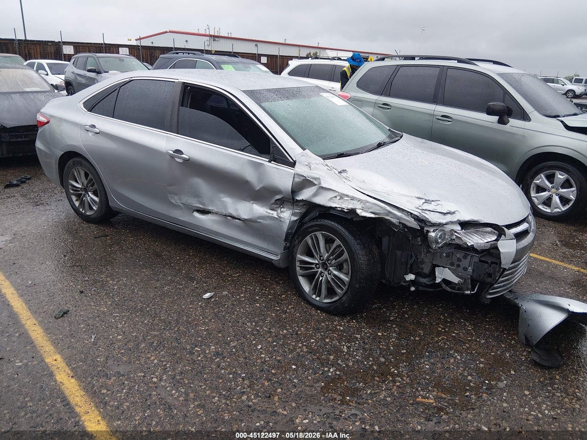 2017 TOYOTA CAMRY SE