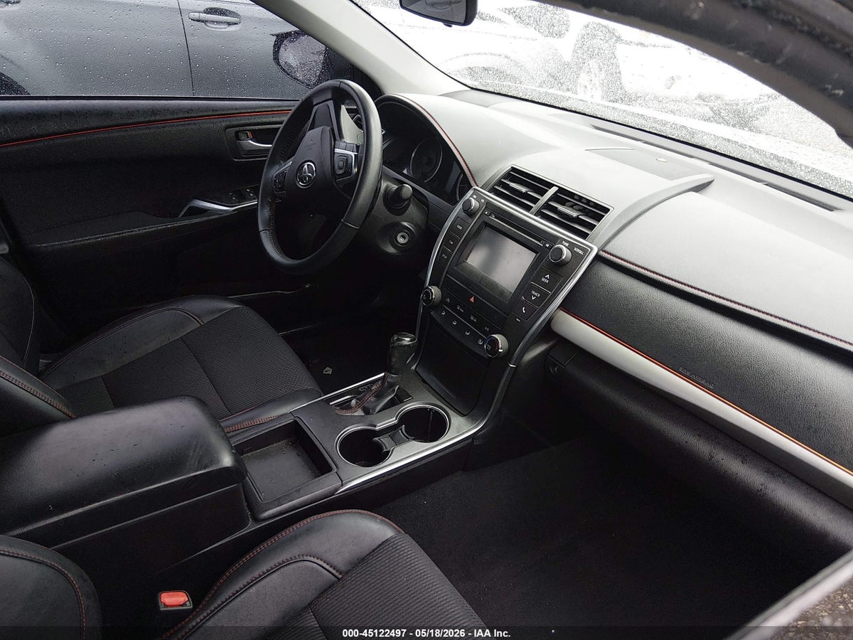 2017 TOYOTA CAMRY SE — снимка 5