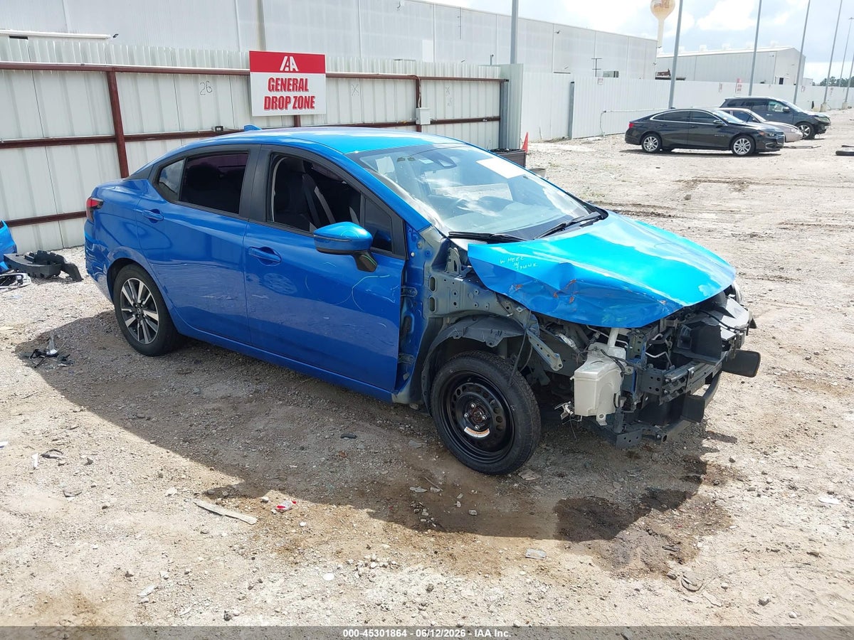 2021 NISSAN VERSA SV XTRONIC CVT