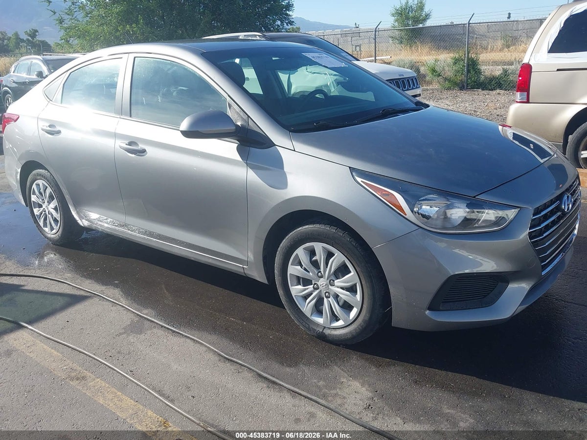 2022 HYUNDAI ACCENT SE