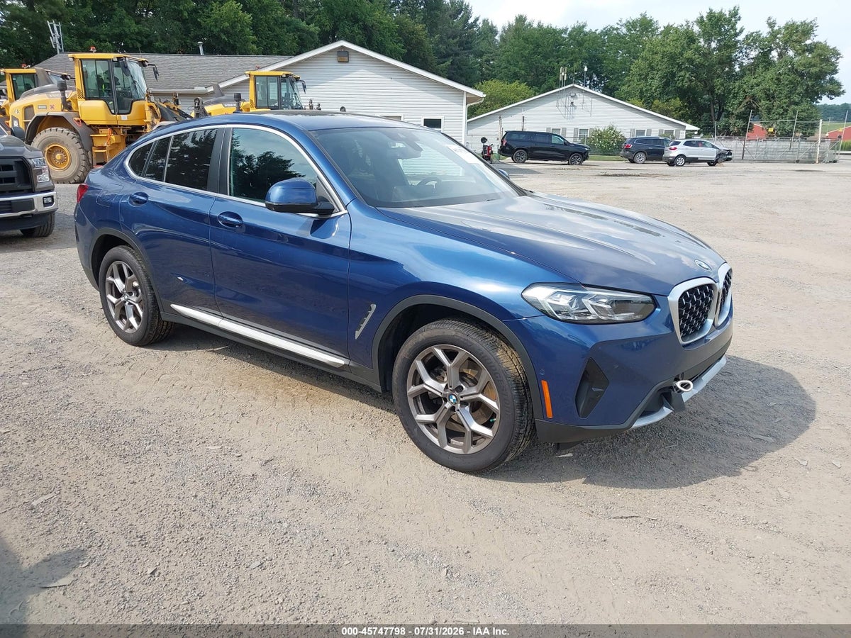 2025 BMW X4 XDRIVE30I