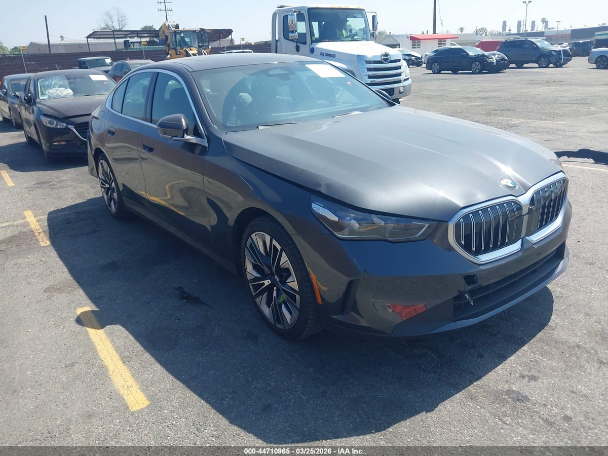2026 BMW 530I