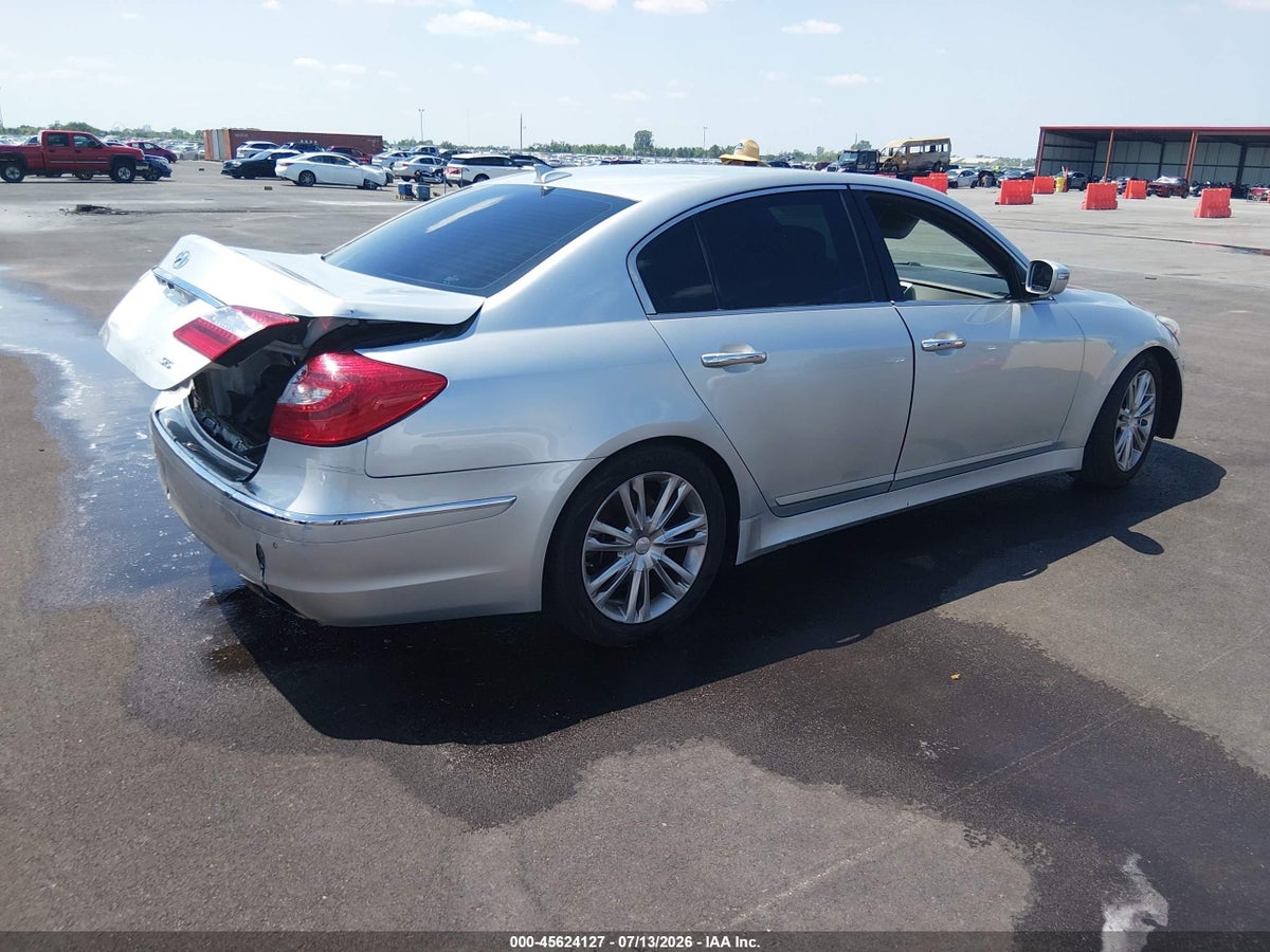 2013 HYUNDAI GENESIS 3.8 — снимка 4