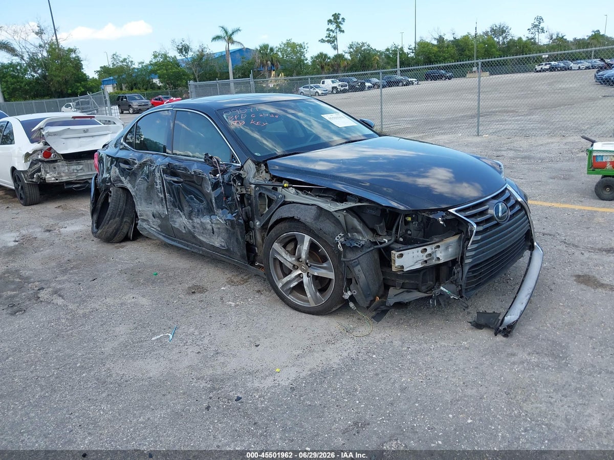 2019 LEXUS IS 300