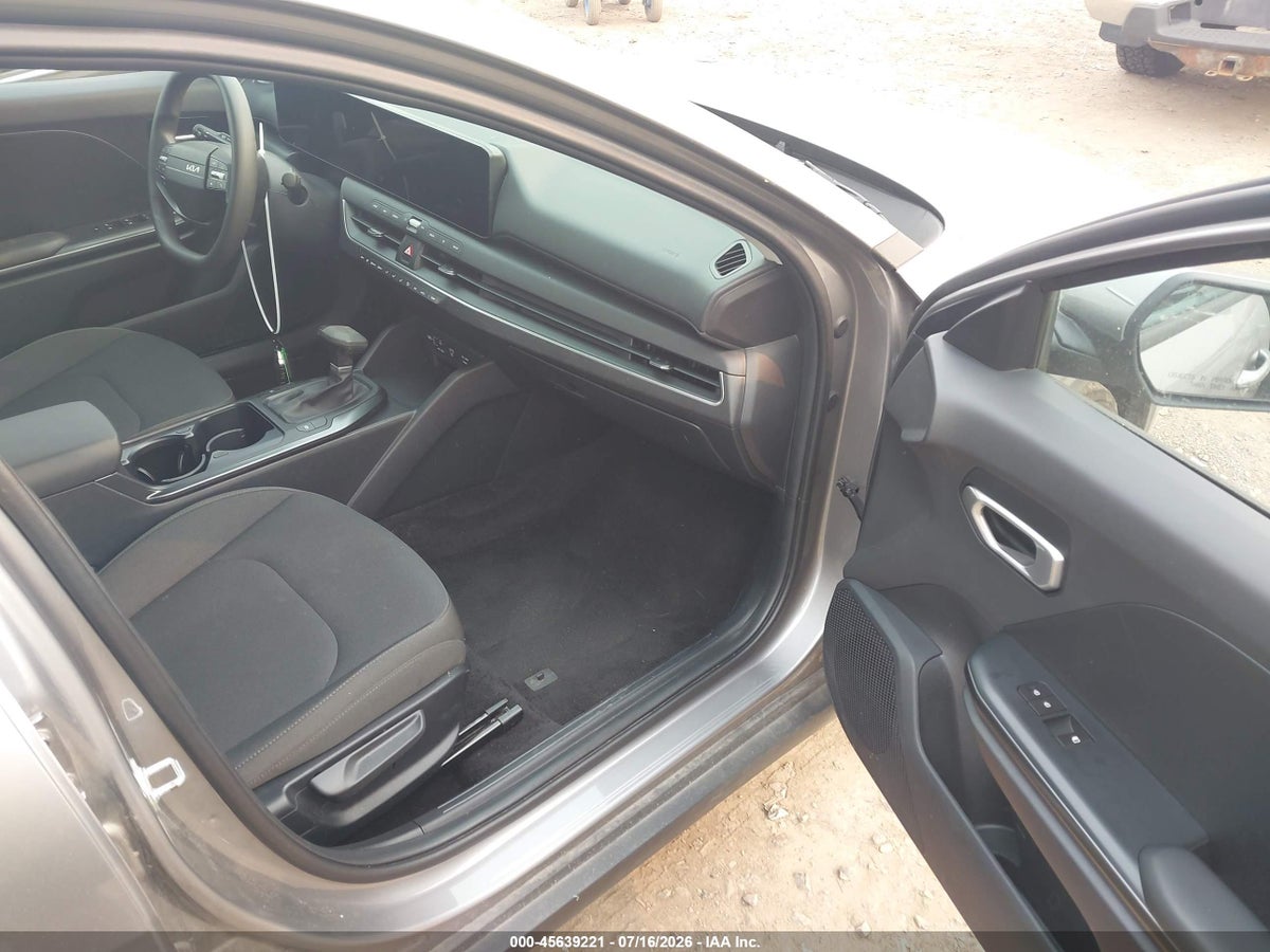 2026 KIA K4 LXS — снимка 5