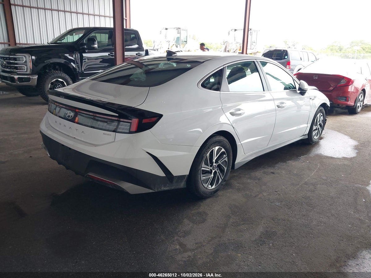 2026 HYUNDAI SONATA HYBRID BLUE — photo 4