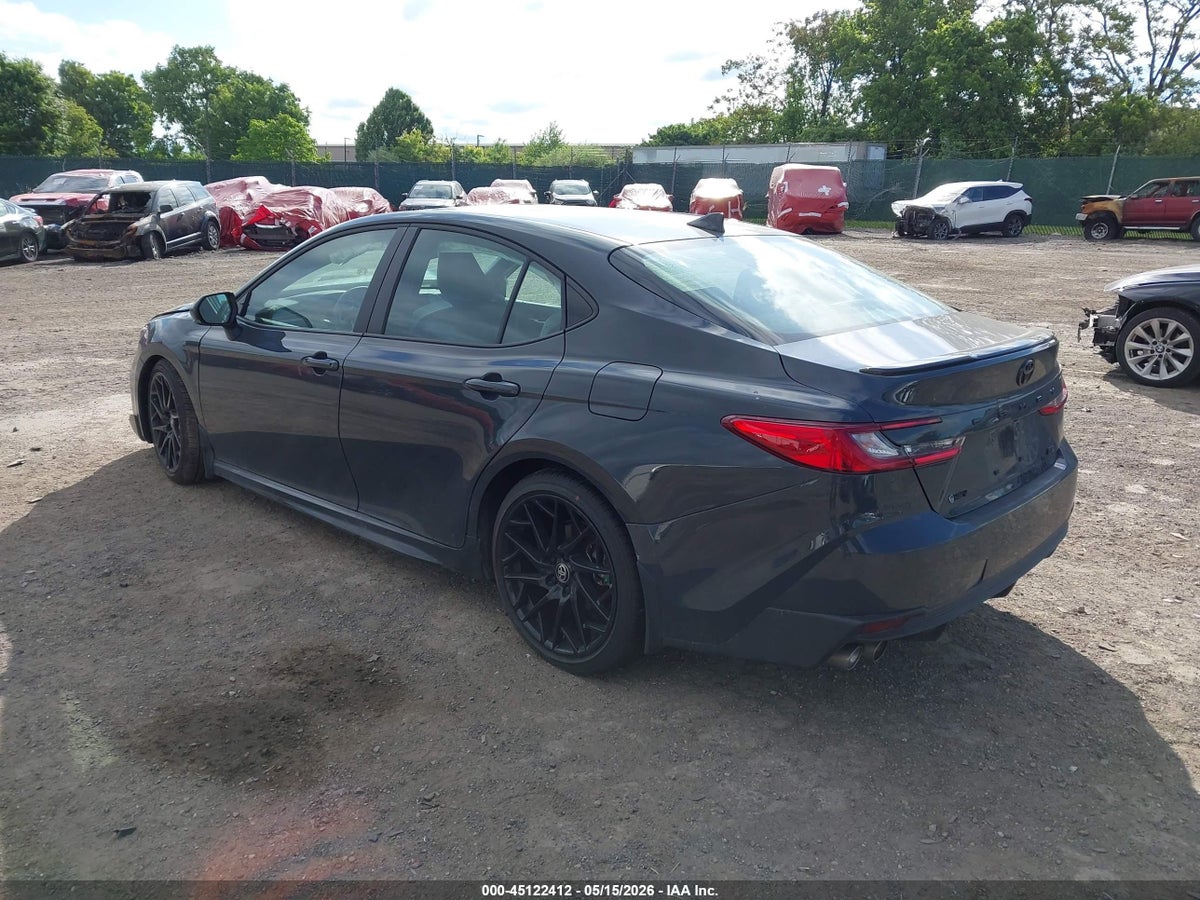 2026 TOYOTA CAMRY SE — снимка 3