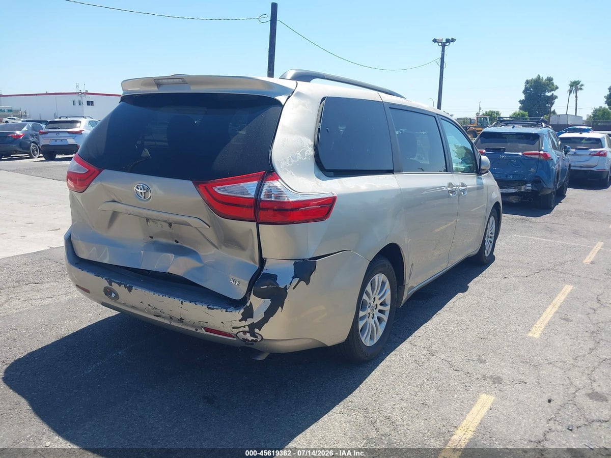 2016 TOYOTA SIENNA XLE 8 PASSENGER — снимка 4