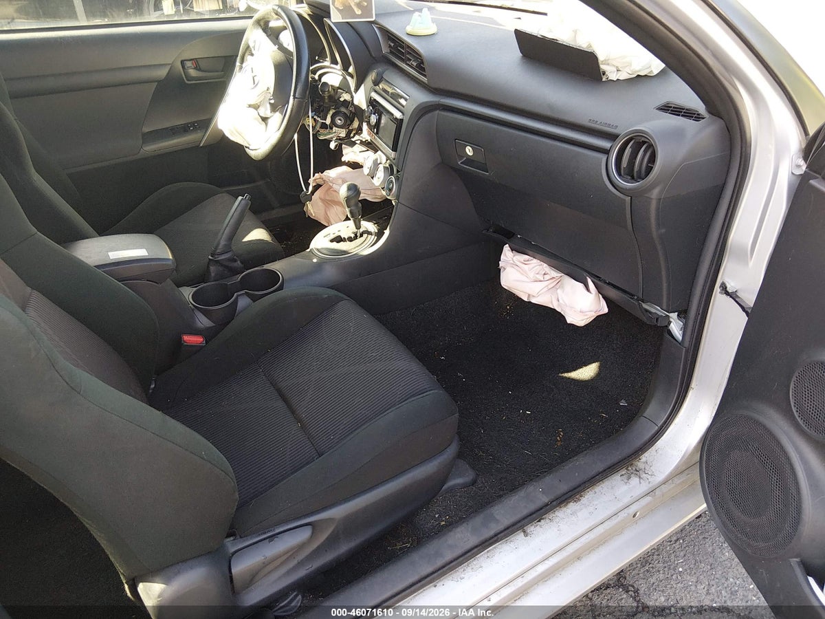 2011 SCION TC — снимка 5