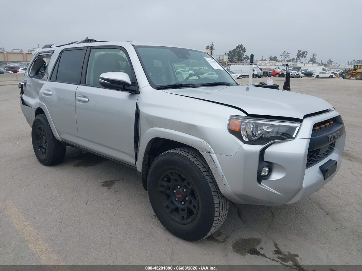 2022 TOYOTA 4RUNNER