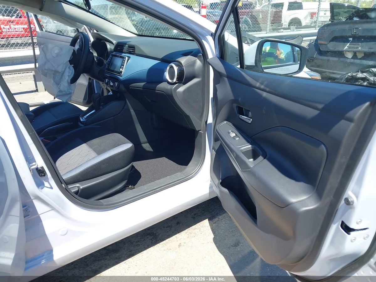 2025 NISSAN VERSA 1.6 SV — снимка 5