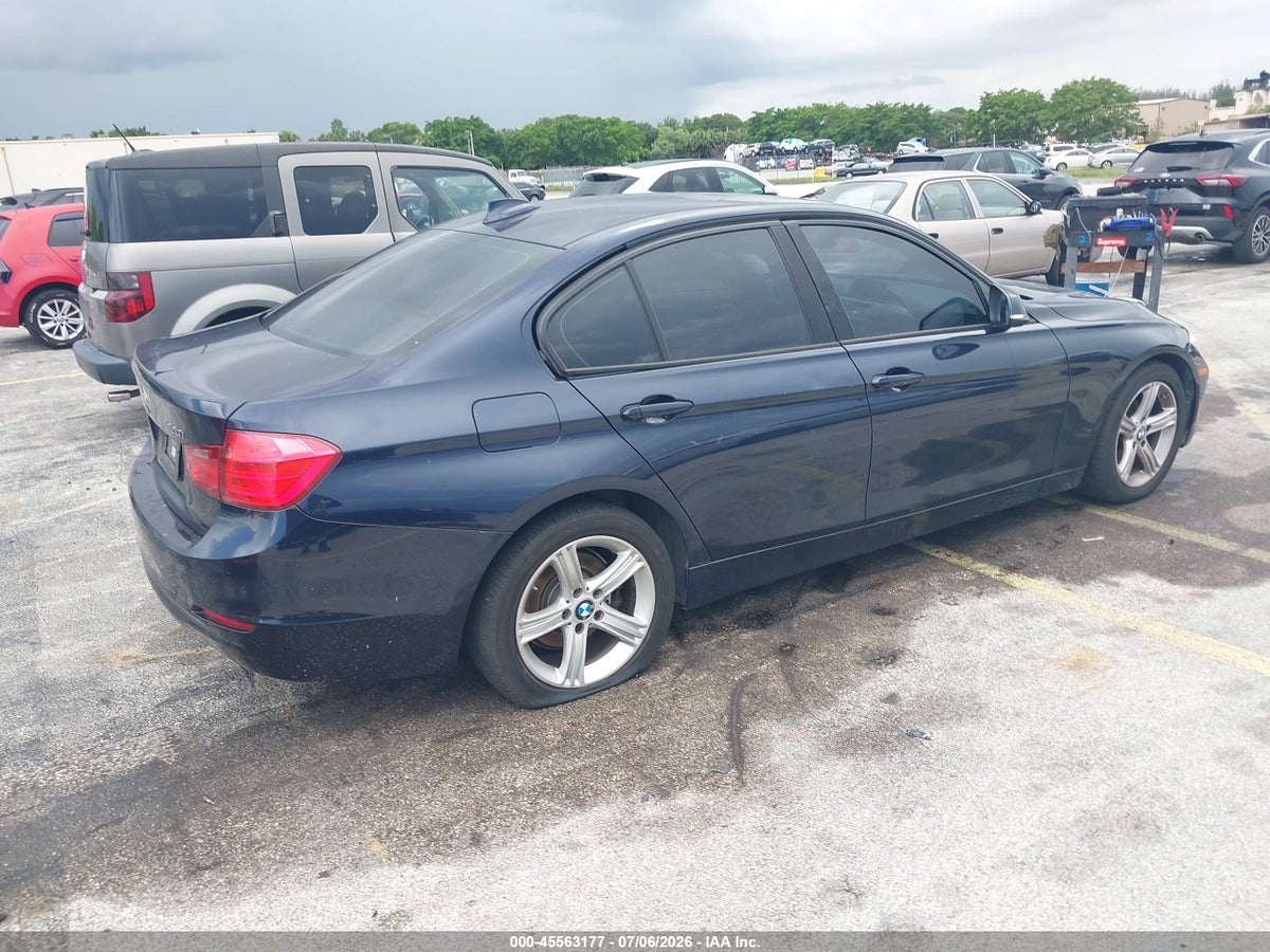 2013 BMW 320I — снимка 4