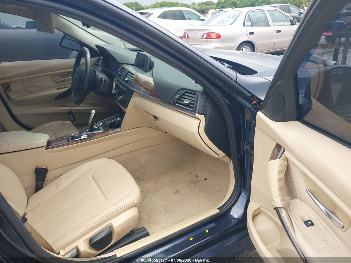 2013 BMW 320I — снимка 5