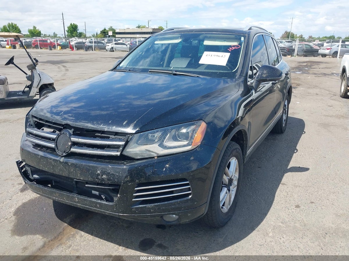 2012 VOLKSWAGEN TOUAREG TDI LUX — снимка 2