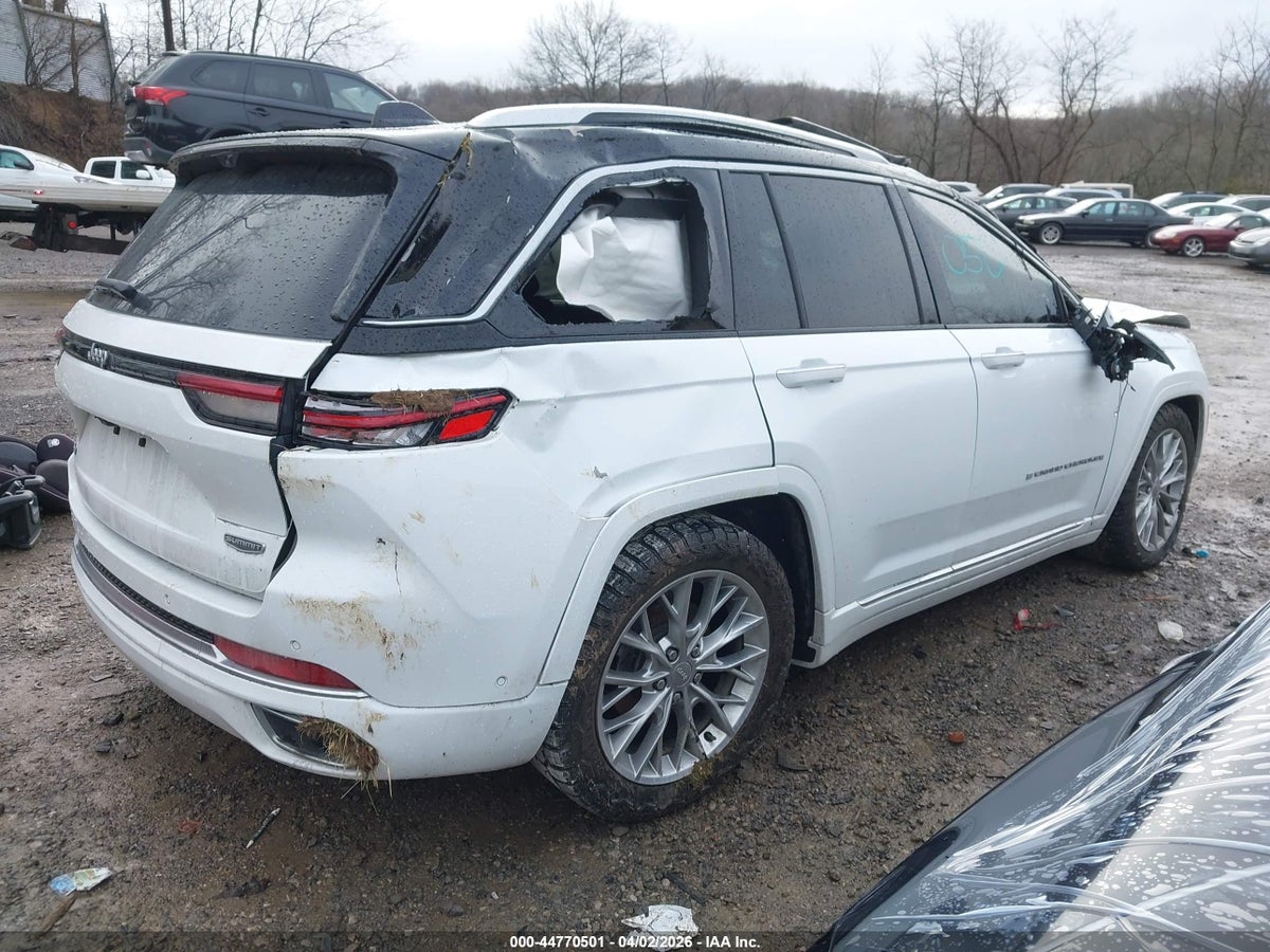 2024 JEEP GRAND CHEROKEE SUMMIT 4X4 — снимка 4