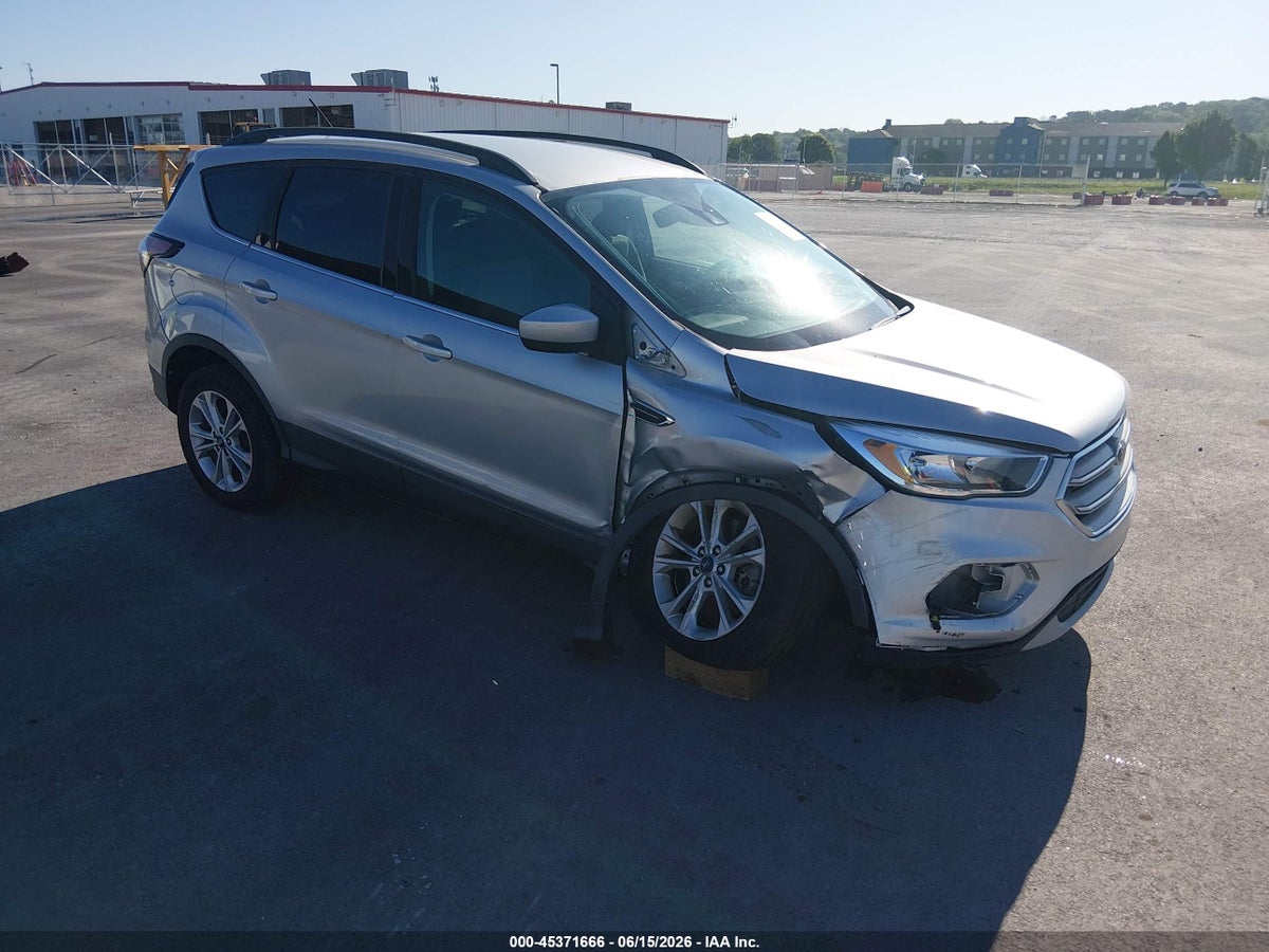 2018 FORD ESCAPE SE