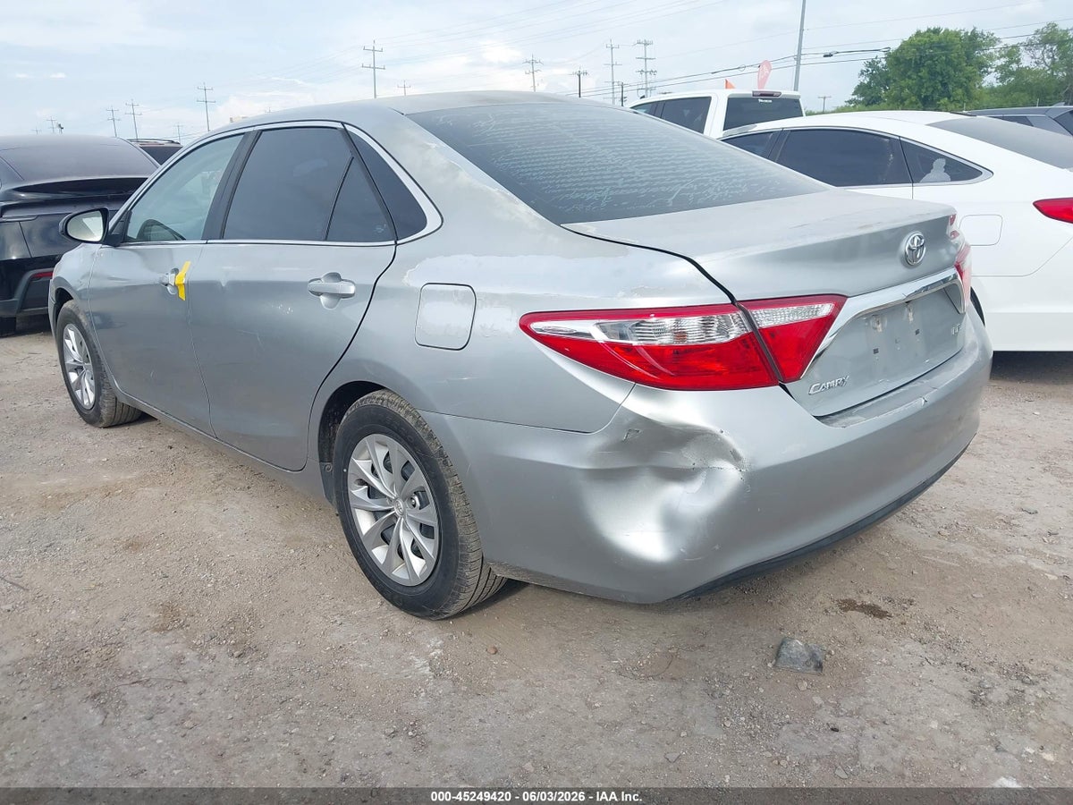2017 TOYOTA CAMRY LE — снимка 3