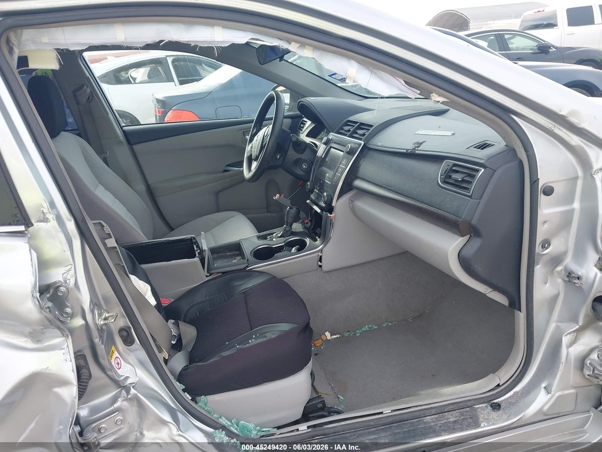 2017 TOYOTA CAMRY LE — снимка 5
