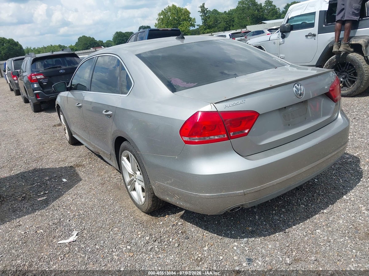 2014 VOLKSWAGEN PASSAT 2.0L TDI SEL PREMIUM — снимка 3