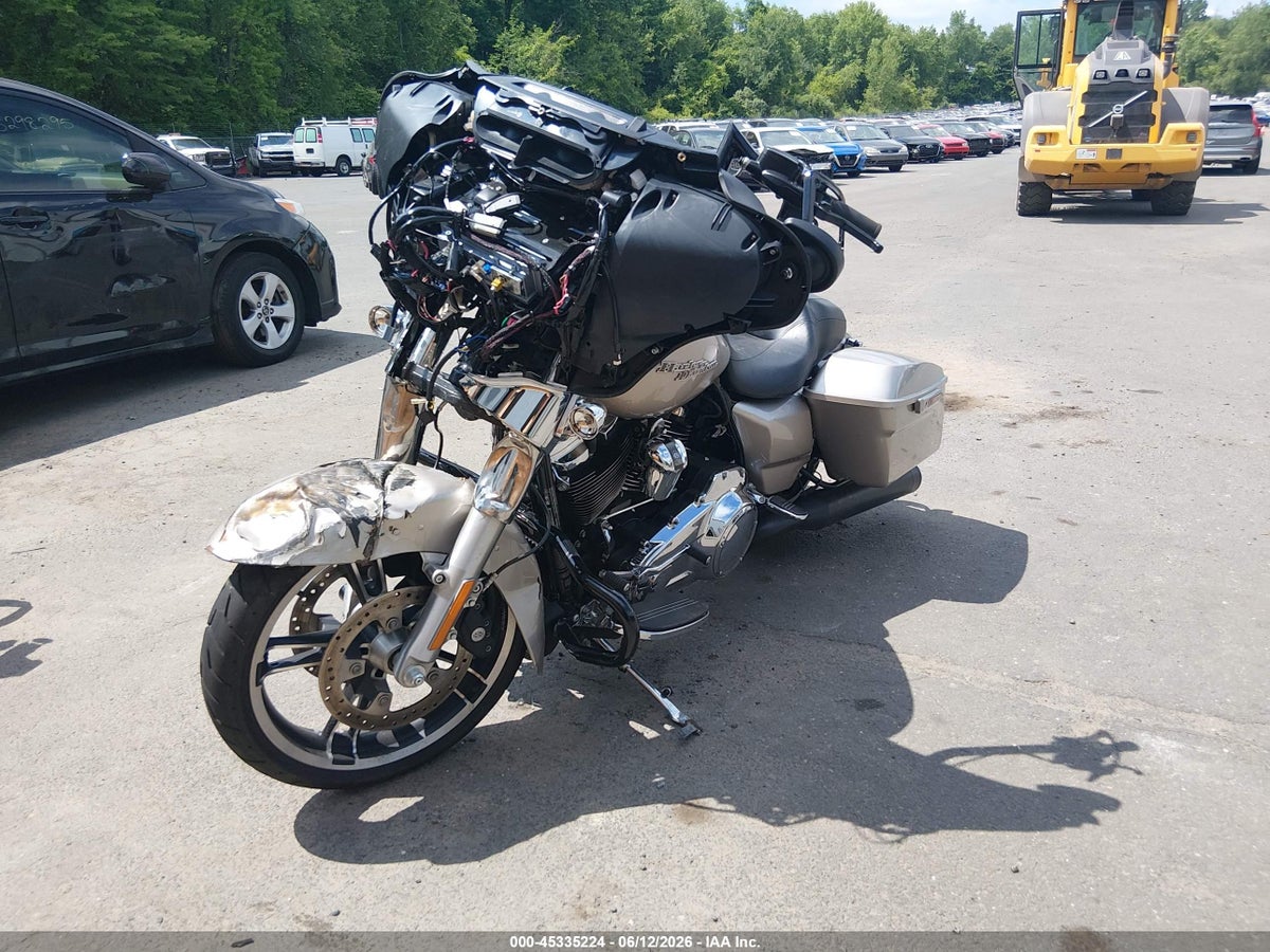 2018 HARLEY-DAVIDSON FLHX STREET GLIDE — снимка 2