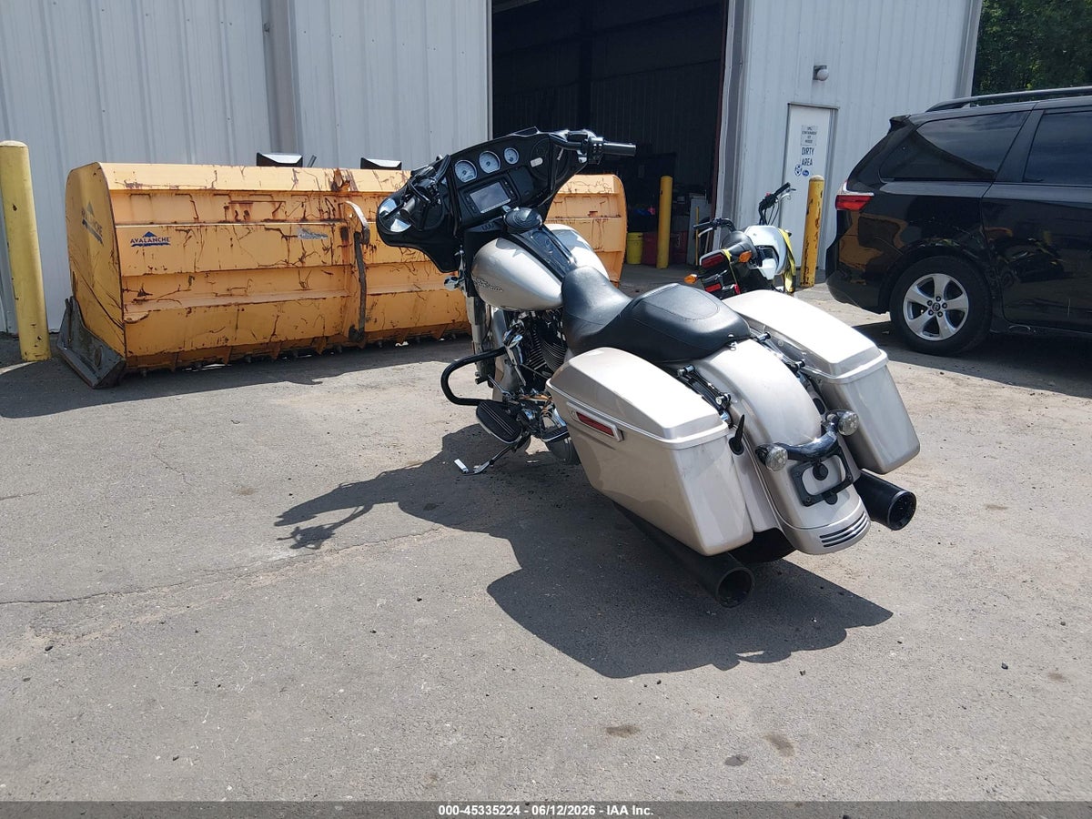 2018 HARLEY-DAVIDSON FLHX STREET GLIDE — снимка 3