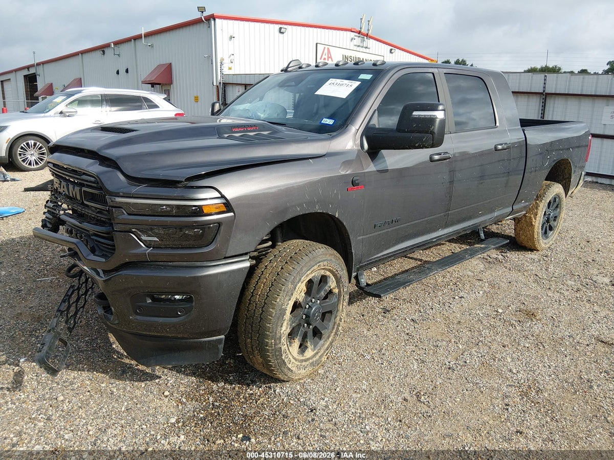 2025 RAM 2500 LARAMIE 4X4 6'4 BOX — снимка 2