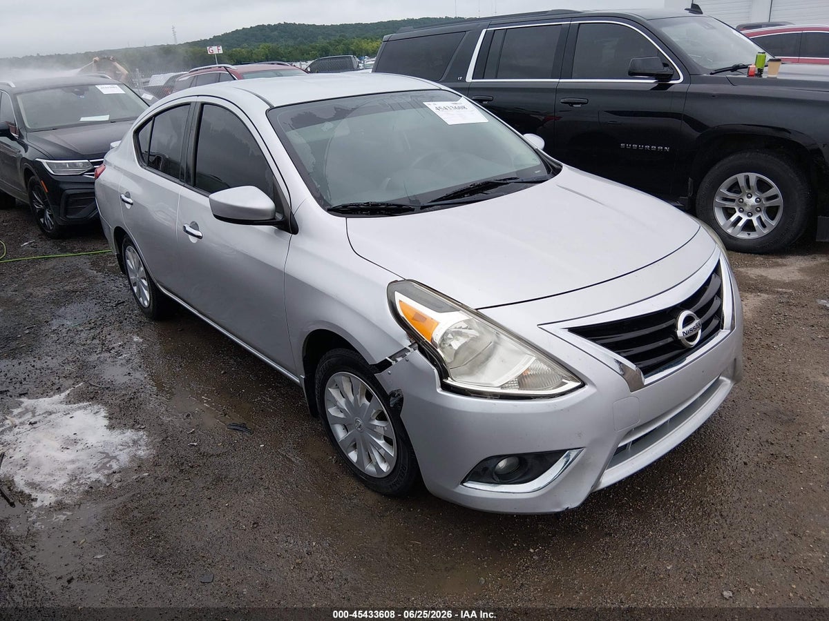 2015 NISSAN VERSA 1.6 SV